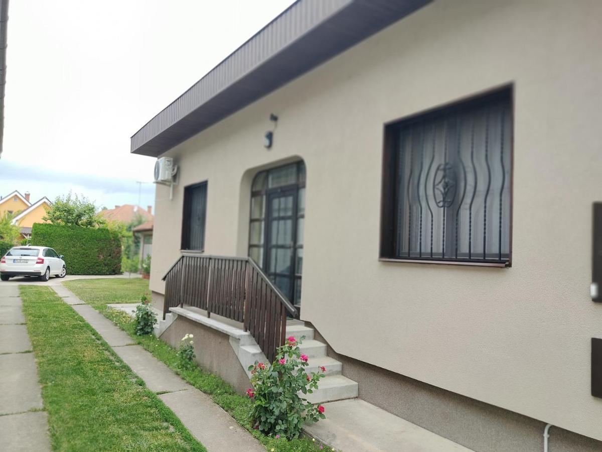 Arnika Vendeghaz Apartment Hajduszoboszlo Exterior photo