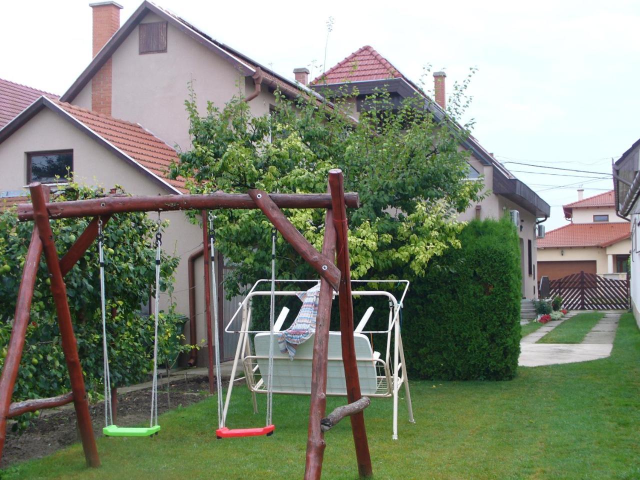 Arnika Vendeghaz Apartment Hajduszoboszlo Exterior photo